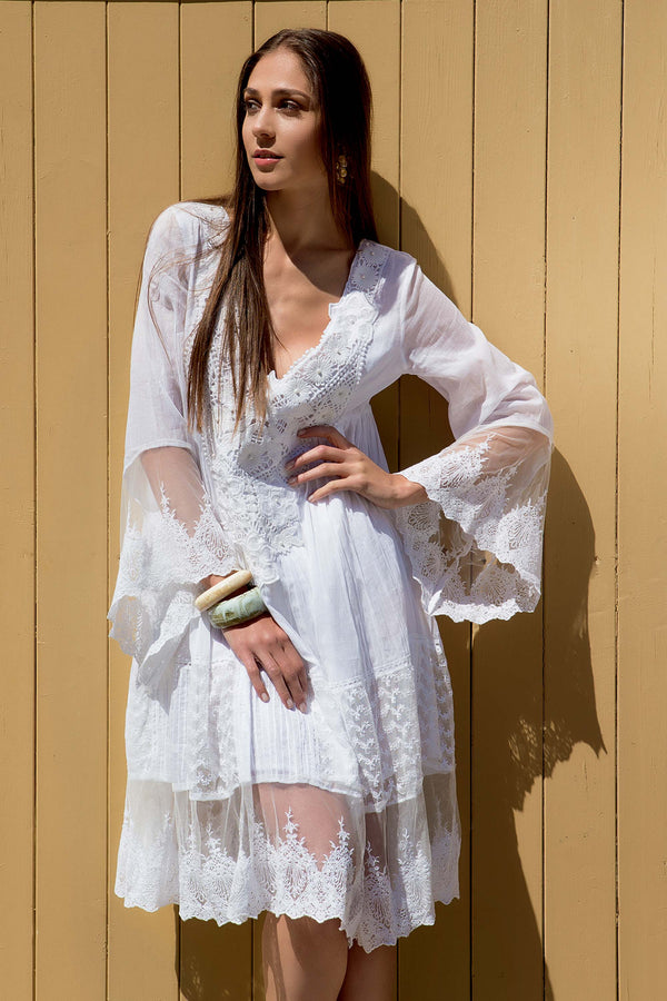 KLEID AUS SPITZENSTOFF MACRAMÈ ROSA