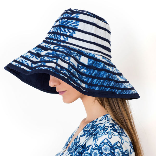 Marineblau gestreifte Mütze 